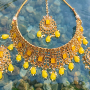 Yellow Kundan Choker jewellery Set